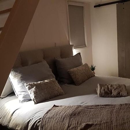 Logeren Bij Grea Bed & Breakfast Zwartsluis Luaran gambar