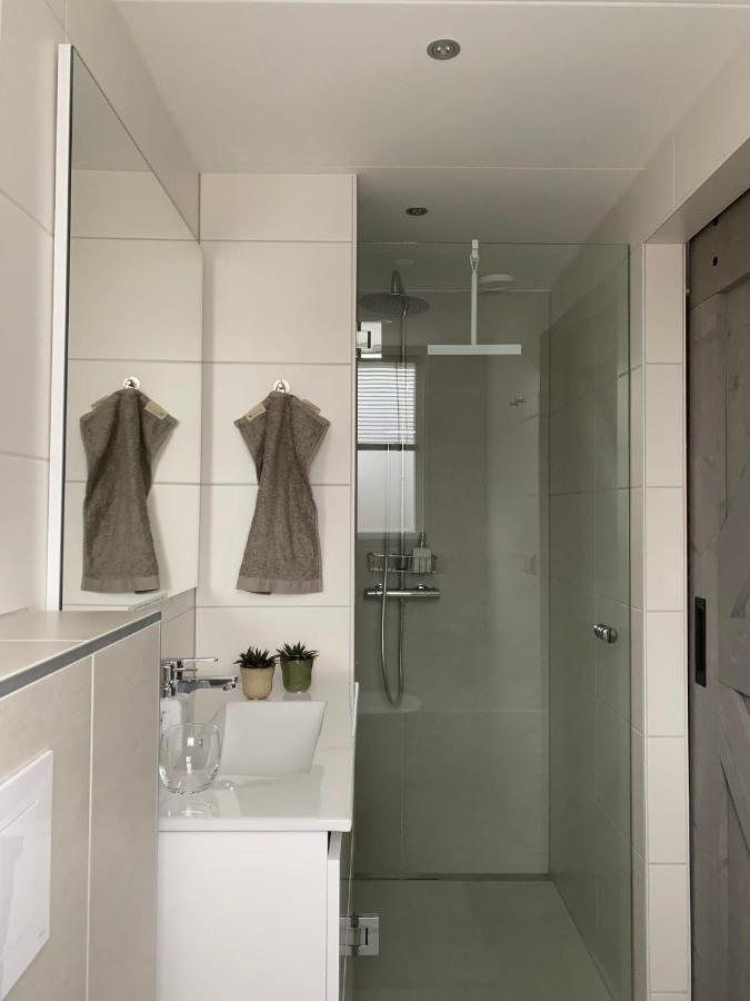 Logeren Bij Grea Bed & Breakfast Zwartsluis Luaran gambar